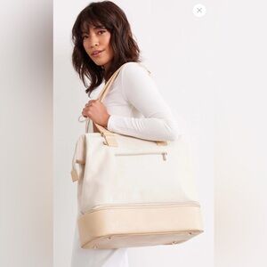 Beis BRAND NEW mini weekender canvas bag.